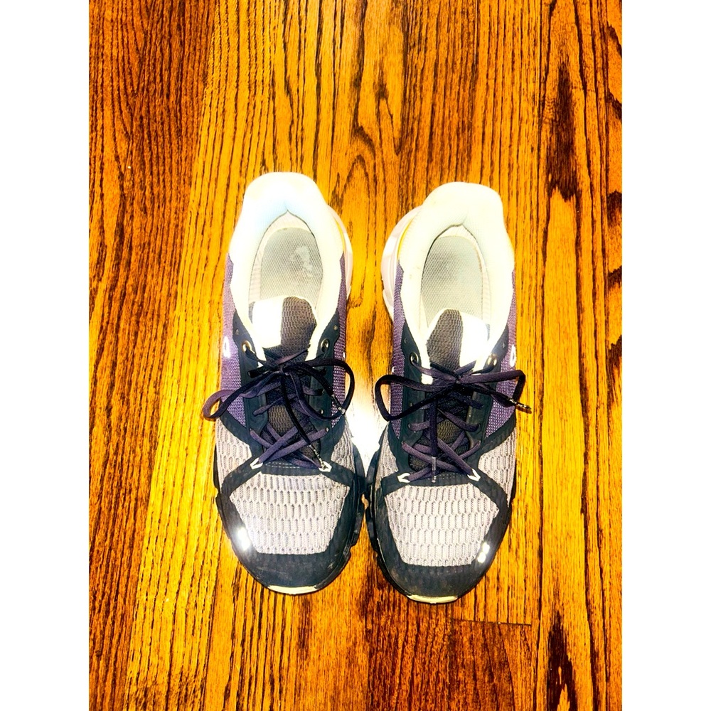 On Cloud Running Cloud Running Black Shoes Tennis Sneakers 9.5